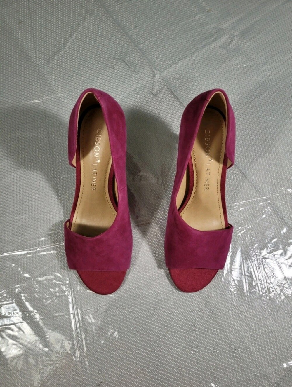Gibson Latimer Women's Size 6 Magenta Suede Side Cut Out Peep Toe Pump Heel 220 - Picture 4 of 11